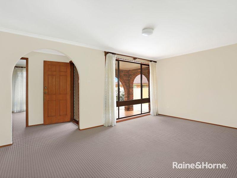 Photo - 52 Ella Street, Hill Top NSW 2575 - Image 2