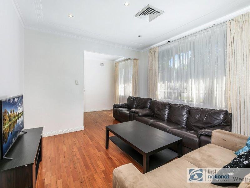 Photo - 52 Emert Street, Wentworthville NSW 2145 - Image 2