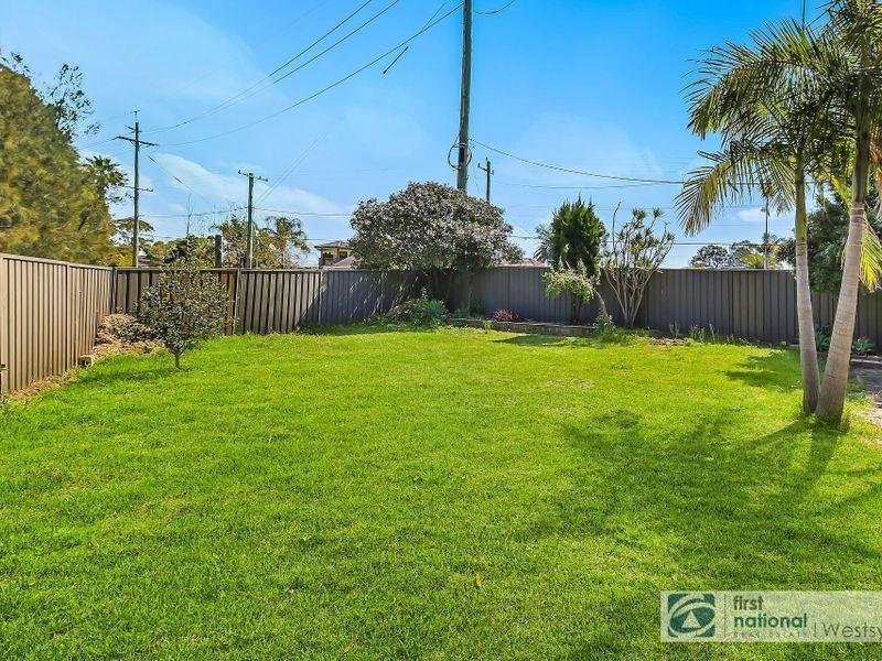 Photo - 52 Emert Street, Wentworthville NSW 2145 - Image 8