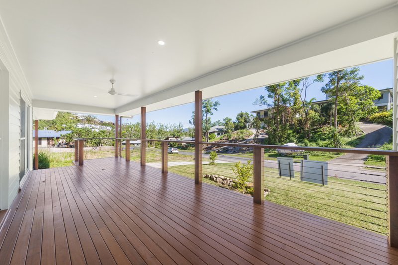 Photo - 52 Eshelby Drive, Cannonvale QLD 4802 - Image 4