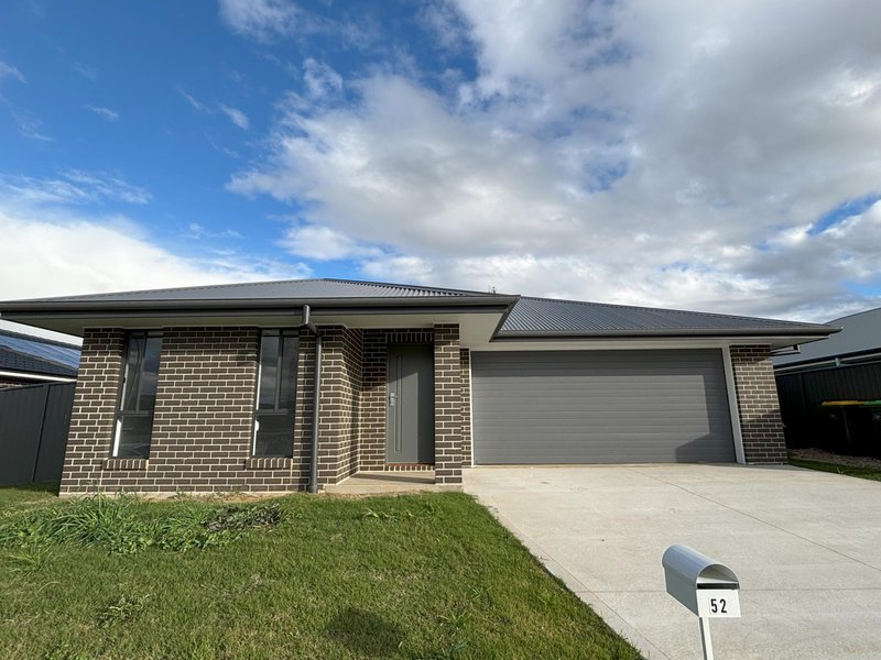 52 Evesham Circuit, North Tamworth NSW 2340