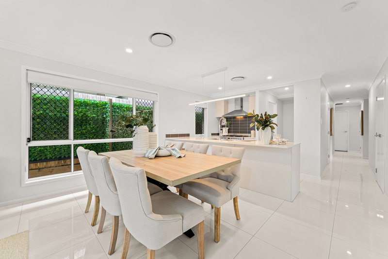 Photo - 52 Fenwick Crescent, Algester QLD 4115 - Image 6