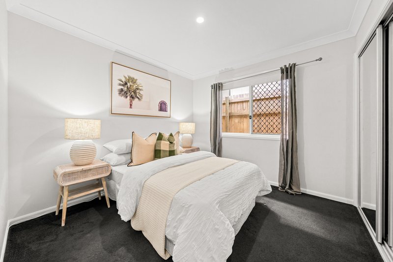 Photo - 52 Fenwick Crescent, Algester QLD 4115 - Image 13