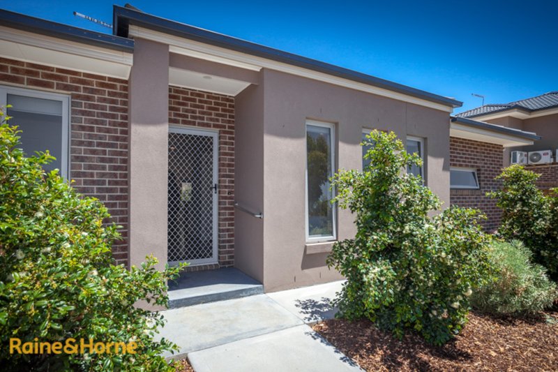 Photo - 52 Ferris Street, Sunbury VIC 3429 - Image 3