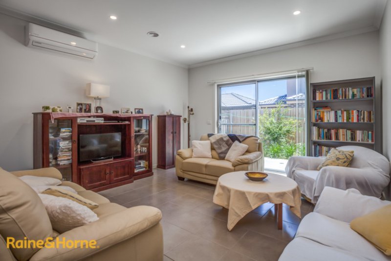 Photo - 52 Ferris Street, Sunbury VIC 3429 - Image 5