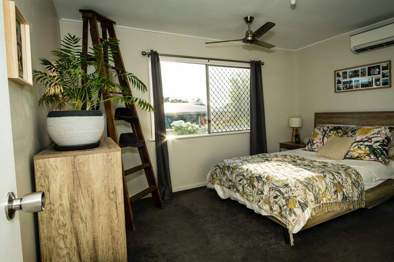 Photo - 52 Fisher Drive, Mount Isa QLD 4825 - Image 10