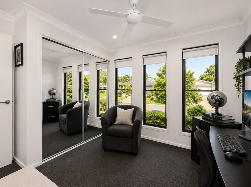 Photo - 52 Fleet Circuit, Bray Park QLD 4500 - Image 6
