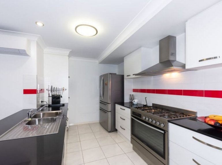 Photo - 52 Fleet Circuit, Bray Park QLD 4500 - Image 14