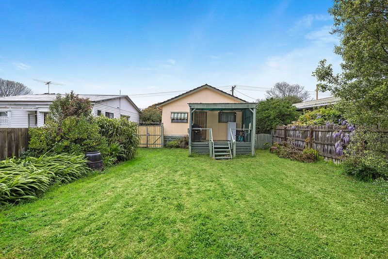 Photo - 52 Foam Street, Rosebud VIC 3939 - Image 13