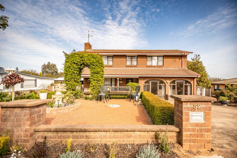 Photo - 52 Ford Street, Yass NSW 2582 - Image 7