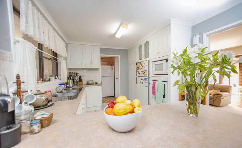 Photo - 52 Ford Street, Yass NSW 2582 - Image 16