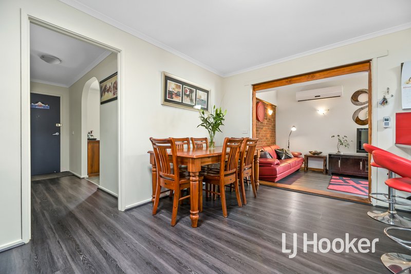 Photo - 52 Fordholm Road, Hampton Park VIC 3976 - Image 11