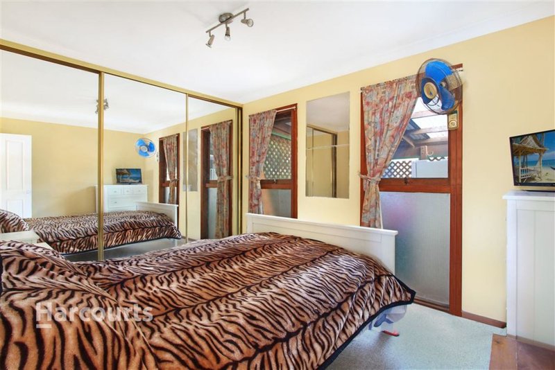 Photo - 52 Galong Crescent, Koonawarra NSW 2530 - Image 6