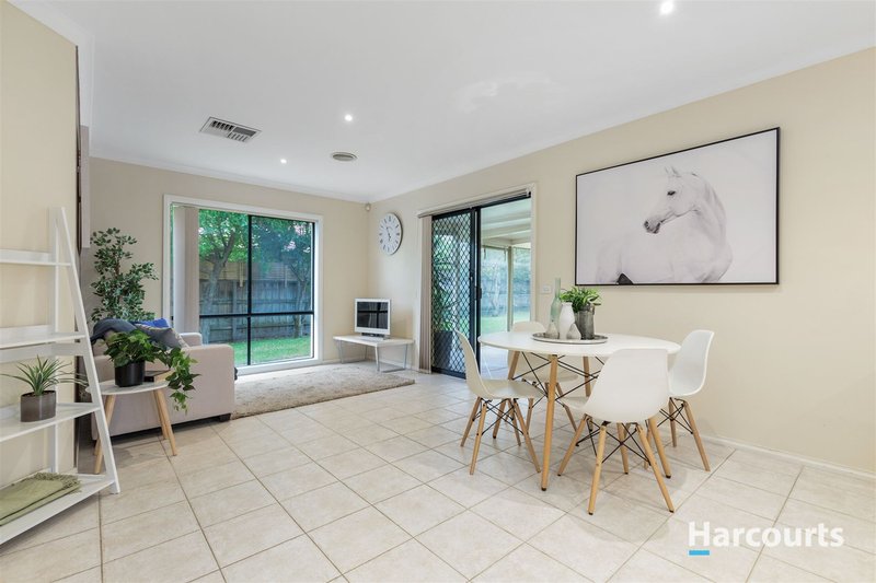 Photo - 52 Golding Avenue, Rowville VIC 3178 - Image 10