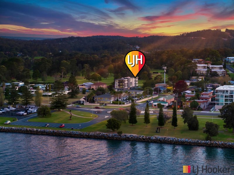 Photo - 5/2 Golf Links Drive, Batemans Bay NSW 2536 - Image 4