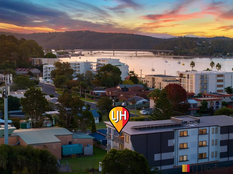 Photo - 5/2 Golf Links Drive, Batemans Bay NSW 2536 - Image 5