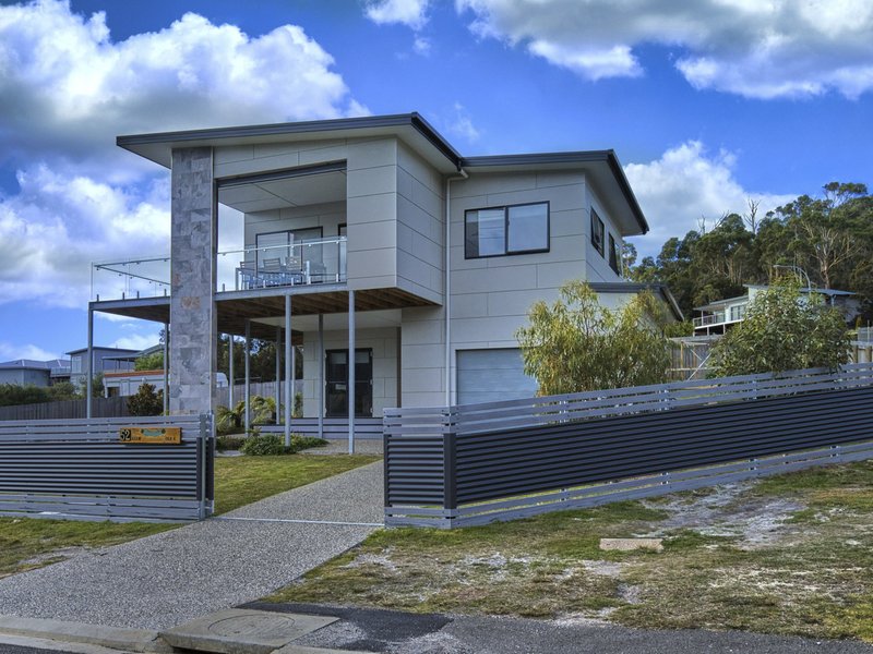 52 Gordon St , Bicheno TAS 7215