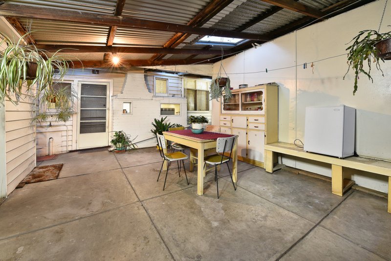 Photo - 52 Gordon Street, Coburg VIC 3058 - Image 8