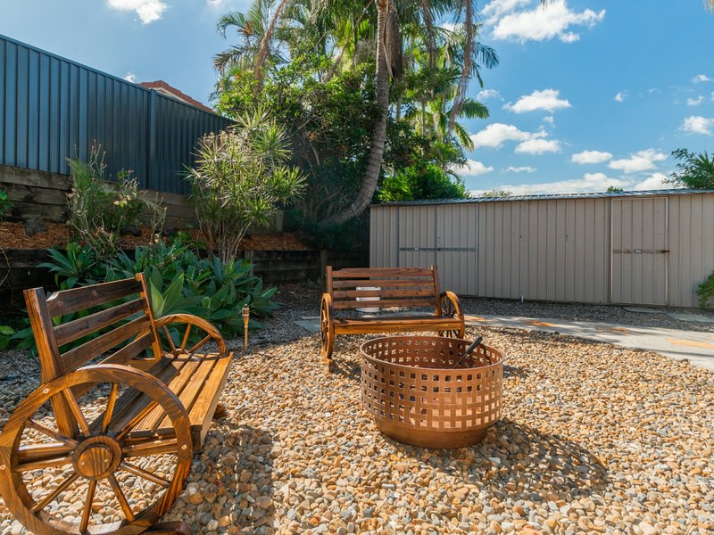 Photo - 52 Gordonia Drive, Regents Park QLD 4118 - Image 18