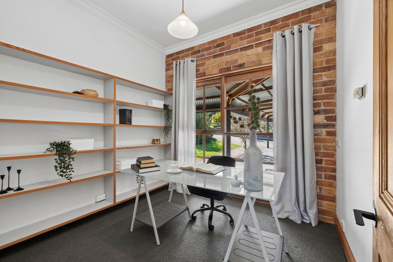 Photo - 52 Granite Hill Lane, Kyneton VIC 3444 - Image 14