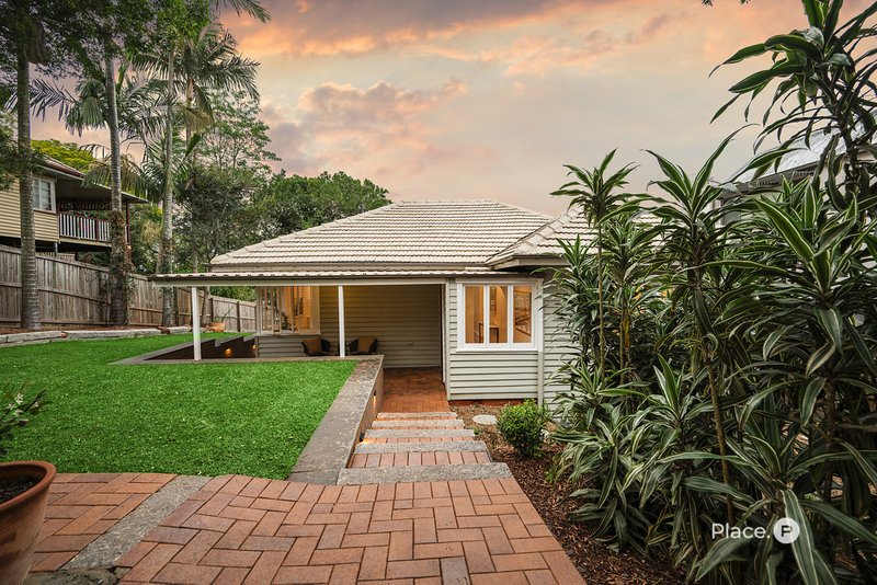 Photo - 52 Grenfell Street, Mount Gravatt East QLD 4122 - Image 3