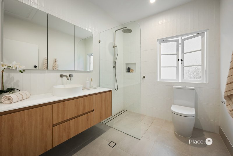 Photo - 52 Grenfell Street, Mount Gravatt East QLD 4122 - Image 13