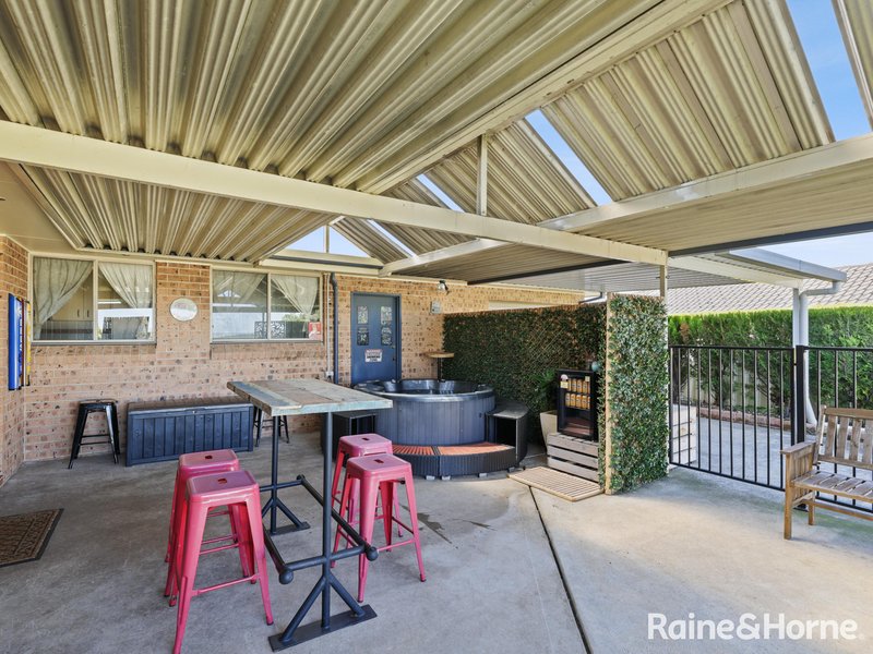 Photo - 52 Halfpenny Drive, Kelso NSW 2795 - Image 13