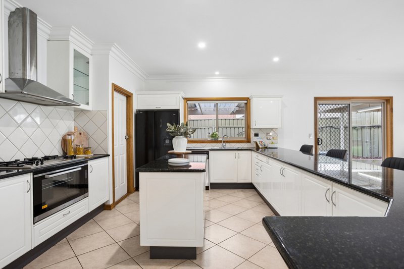 Photo - 52 Hallett Avenue, Tranmere SA 5073 - Image 11
