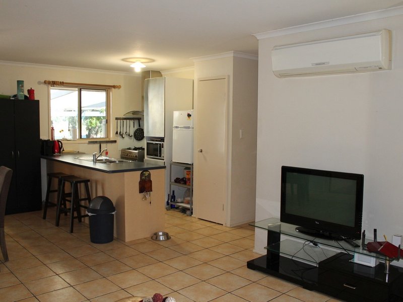 Photo - 52 Hewett Drive, Regency Downs QLD 4341 - Image 6