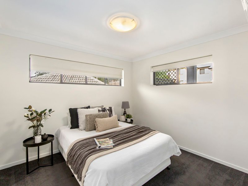 Photo - 5/2 Hicks Street, Mount Gravatt East QLD 4122 - Image 4