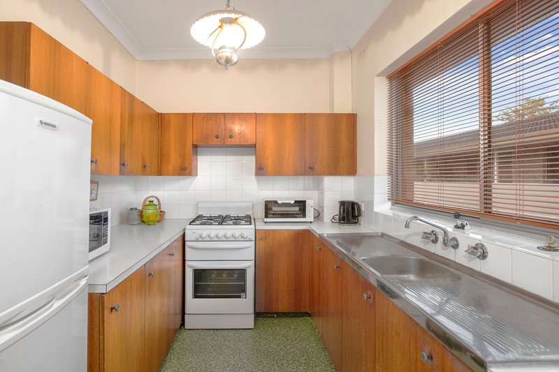 Photo - 5/2 Holborn Avenue, Dee Why NSW 2099 - Image 5