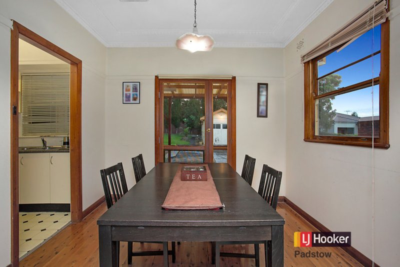 Photo - 52 Hydrae Street, Revesby NSW 2212 - Image 3