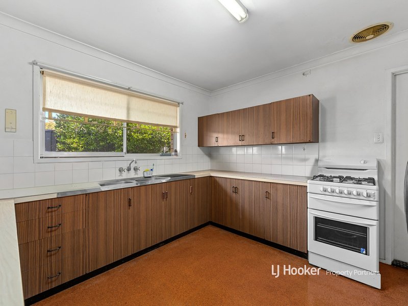 Photo - 52 Jacinda Street, Sunnybank QLD 4109 - Image 7