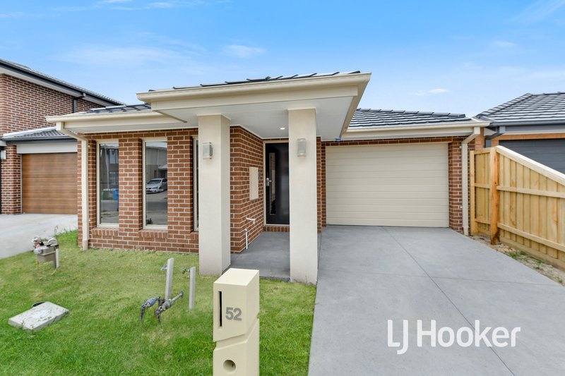 52 Jackwood Drive, Clyde North VIC 3978