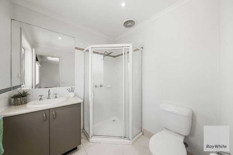 Photo - 52 Jade Way, Hillside VIC 3037 - Image 7