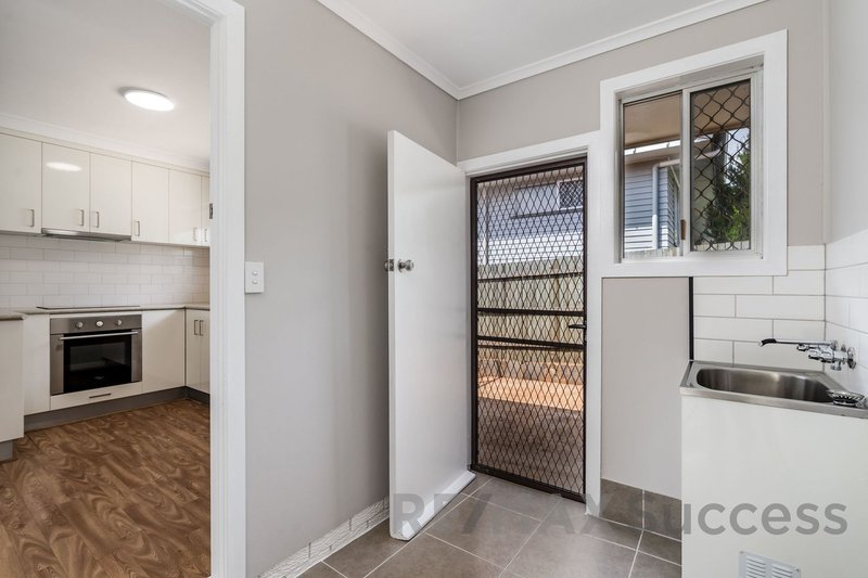 Photo - 5/2 Jewell Street, Toowoomba QLD 4350 - Image 7