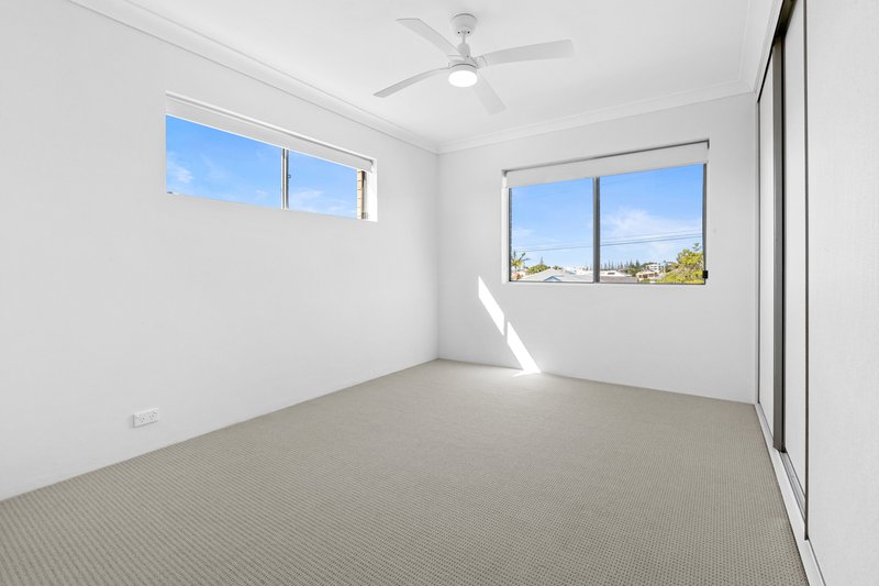 Photo - 5/2 John Street, Redcliffe QLD 4020 - Image 6