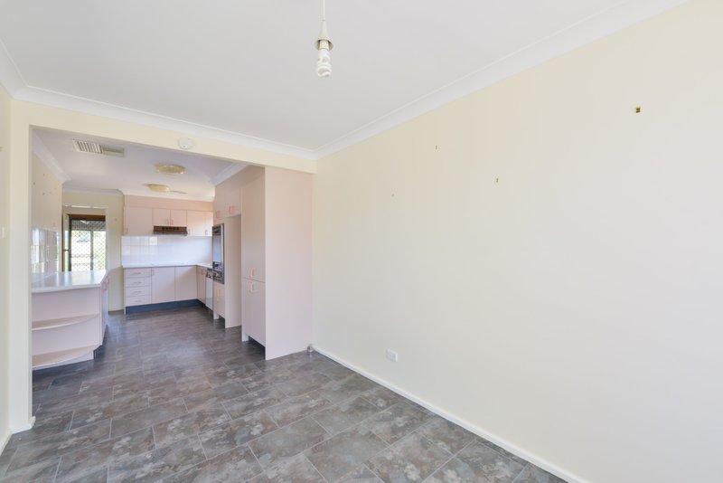 Photo - 52 John Street, Tamworth NSW 2340 - Image 4