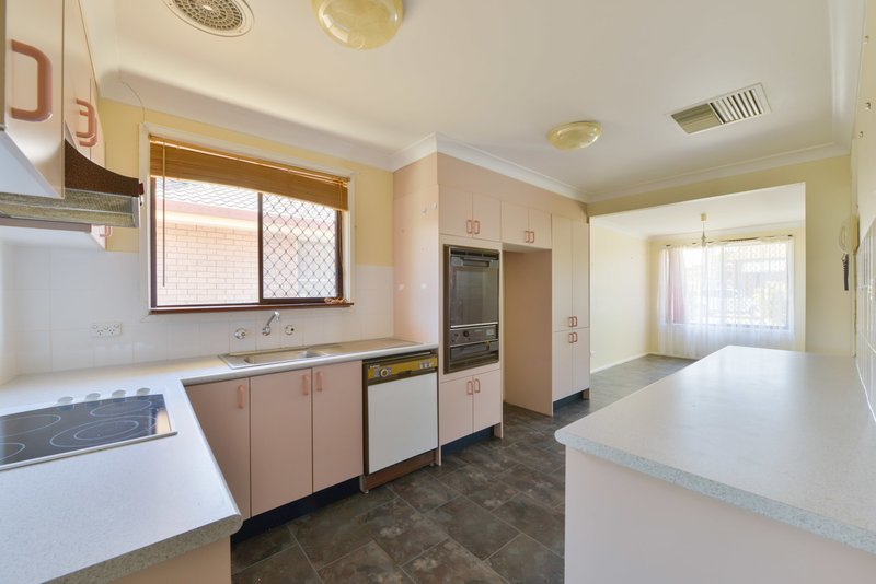 Photo - 52 John Street, Tamworth NSW 2340 - Image 5