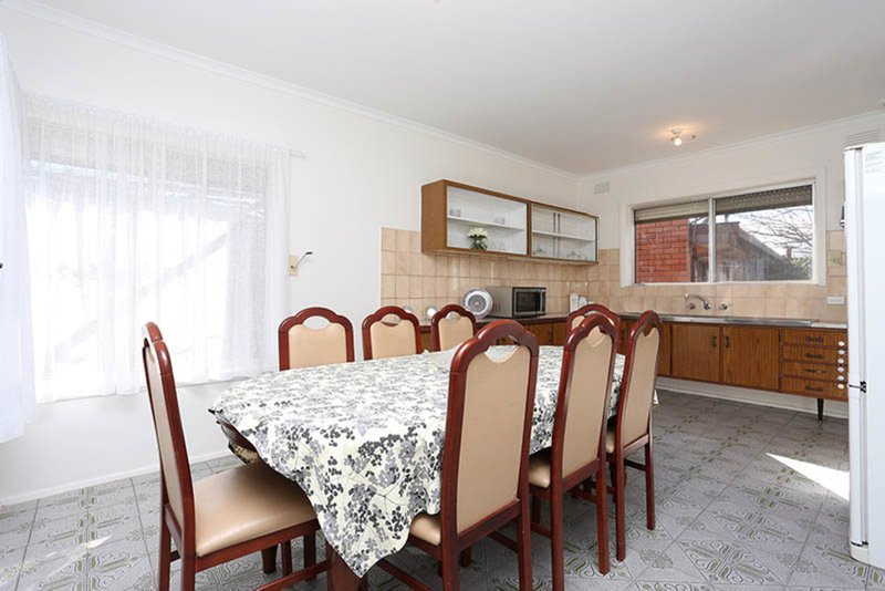 Photo - 52 Kay Avenue, Lalor VIC 3075 - Image 3