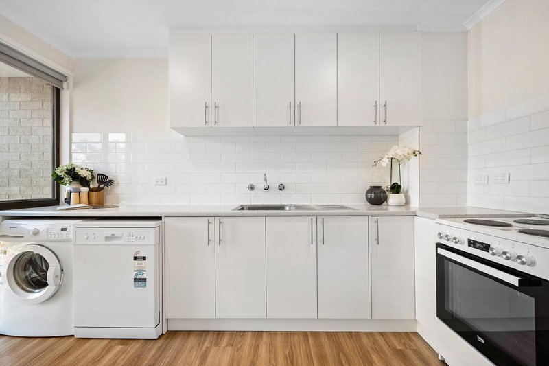 Photo - 5/2 Keith Street, Scullin ACT 2614 - Image 2