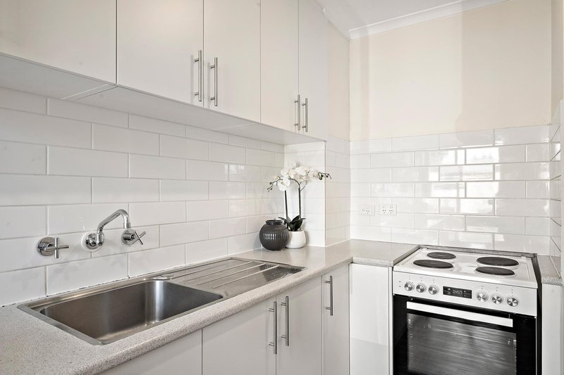 Photo - 5/2 Keith Street, Scullin ACT 2614 - Image 4