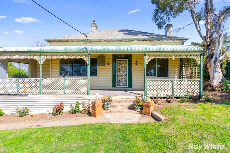 Photo - 52 Kemp Street, Junee NSW 2663 - Image 1