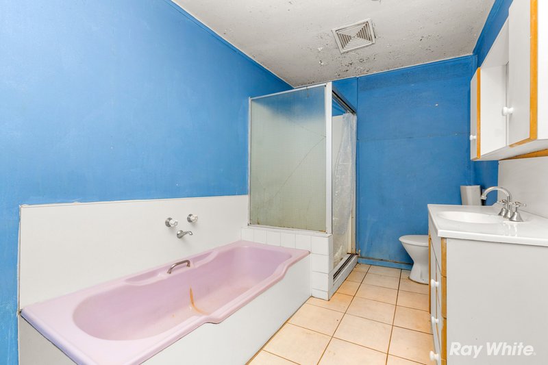 Photo - 52 Kemp Street, Junee NSW 2663 - Image 7