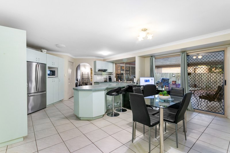 Photo - 52 Kevin Street, Deception Bay QLD 4508 - Image 6