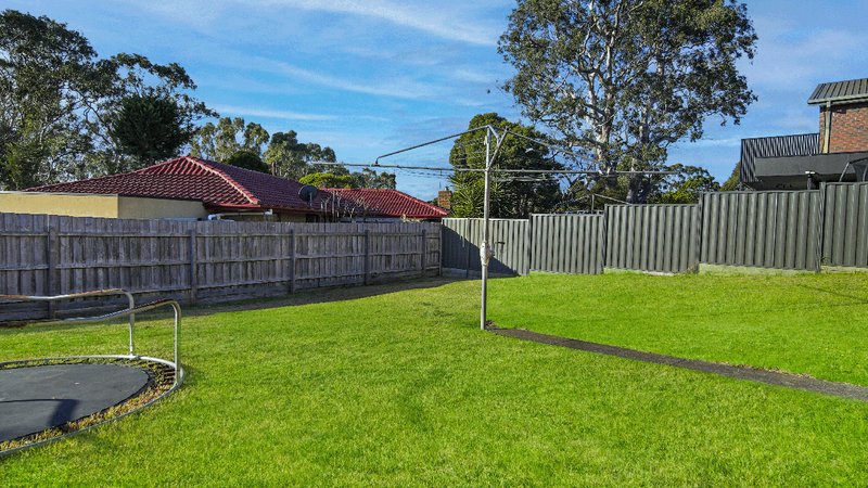 Photo - 52 Kilberry Crescent, Hallam VIC 3803 - Image 10