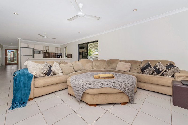 Photo - 52 Kinnardy Street, Burdell QLD 4818 - Image 5