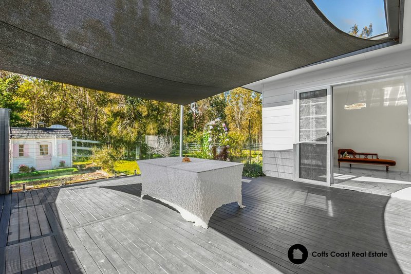 Photo - 52 Kumbaingeri Close, Moonee Beach NSW 2450 - Image 11