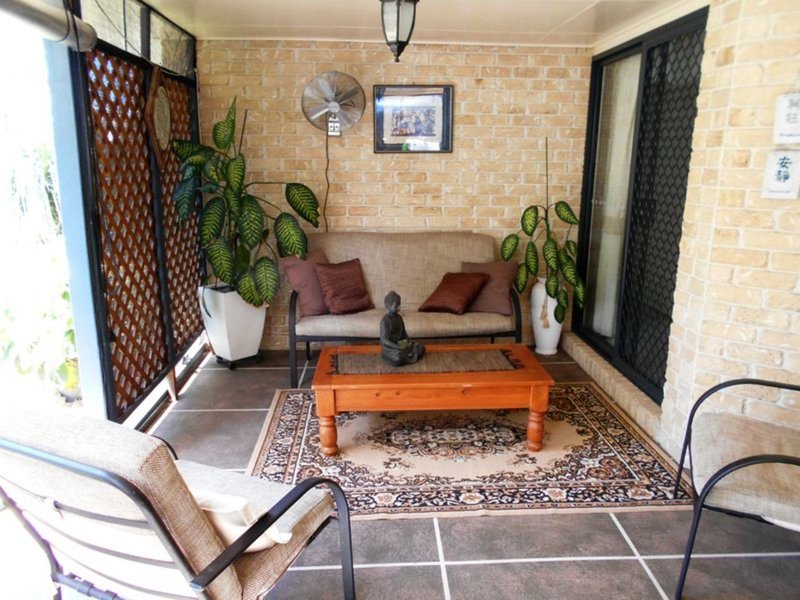 Photo - 52 Lachlan Crescent, Sandstone Point QLD 4511 - Image 14