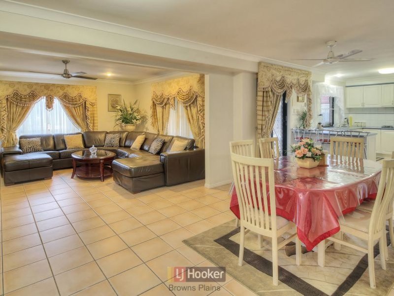 Photo - 52 Lancaster Circuit, Stretton QLD 4116 - Image 5